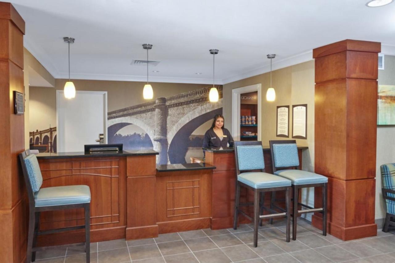 Staybridge Suites Lincolnshire By Ihg Esterno foto