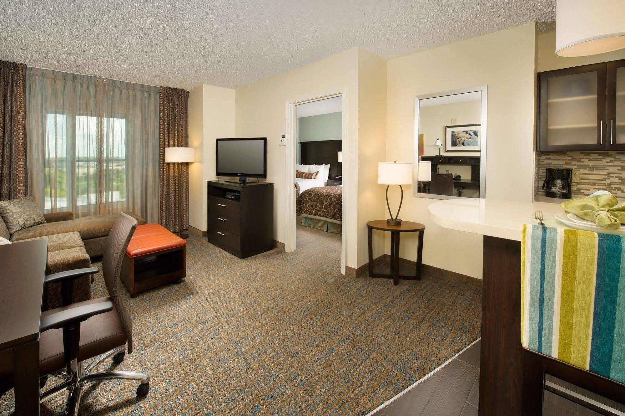 Staybridge Suites Lincolnshire By Ihg Esterno foto